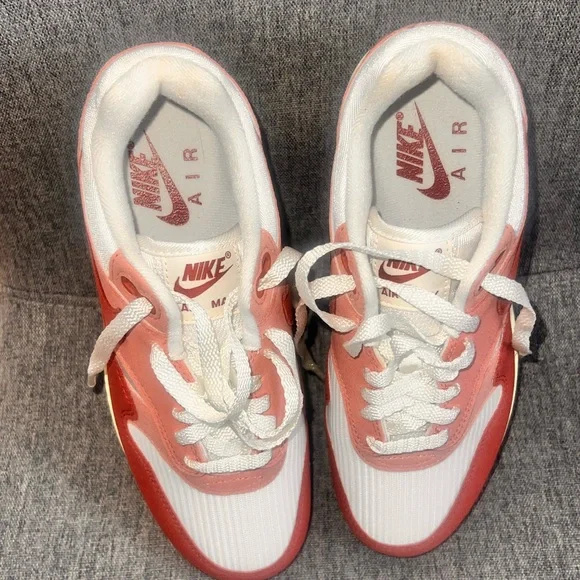 Nike Air Max Red and Cream Sneakers - Picture 2 of 5